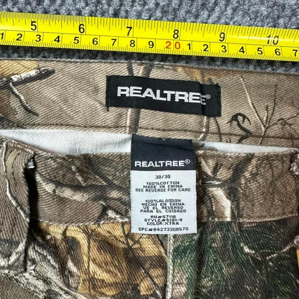 Realtree XTRA Camo Carpenter Pants Hunting Workwear with tree bark pattern